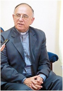 PADRE INOCENCIO LLAMAS(2)